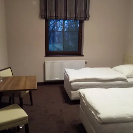 Hotell Karczma Pod Bazantem